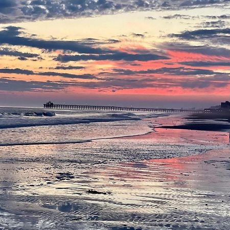 Beautiful Beachfront-Oceanfront First Floor 2Br 2Ba Condo In Cherry Grove, North Myrtle Beach! Renovated With A Fully Equipped Kitchen, 3 Separate Beds, Pool, Private Patio & Steps To The Sand! ภายนอก รูปภาพ